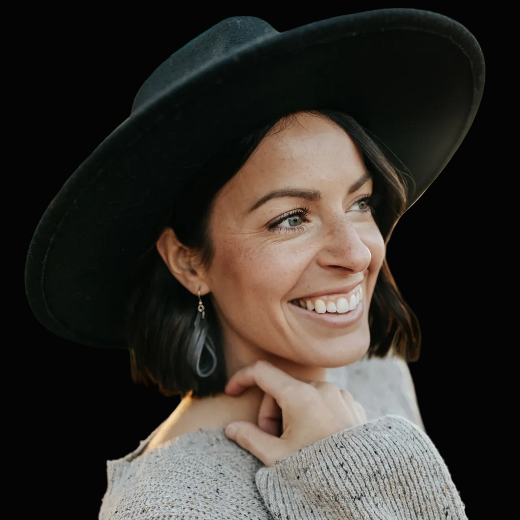 Double Hoop Leather Earrings – Modern & Minimal