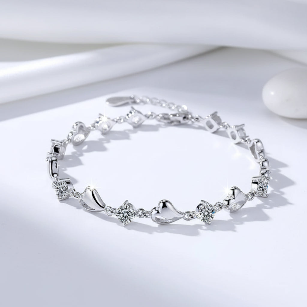 Silver White Heart Elegant Charm Party Gifts Hot Off-the-Press Moissanite Bracelets