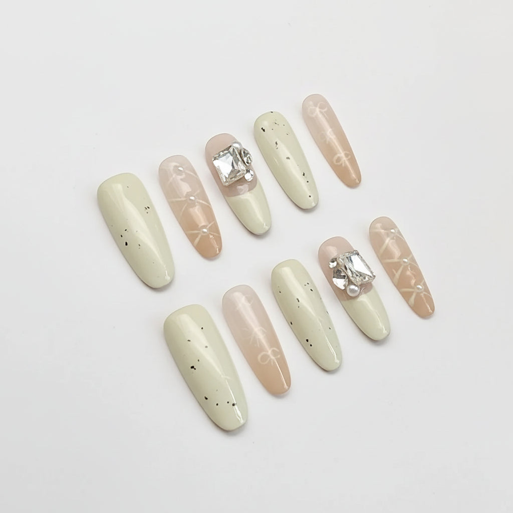 Luxury Handmade Cat-Eye Press-On Nails for Elegant Style