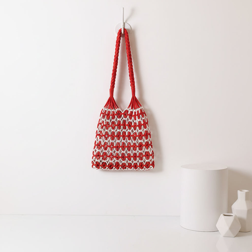 Straw Woven Bag With Lace Up Pattern Suitable For Women Beach Vacation Beach Bag