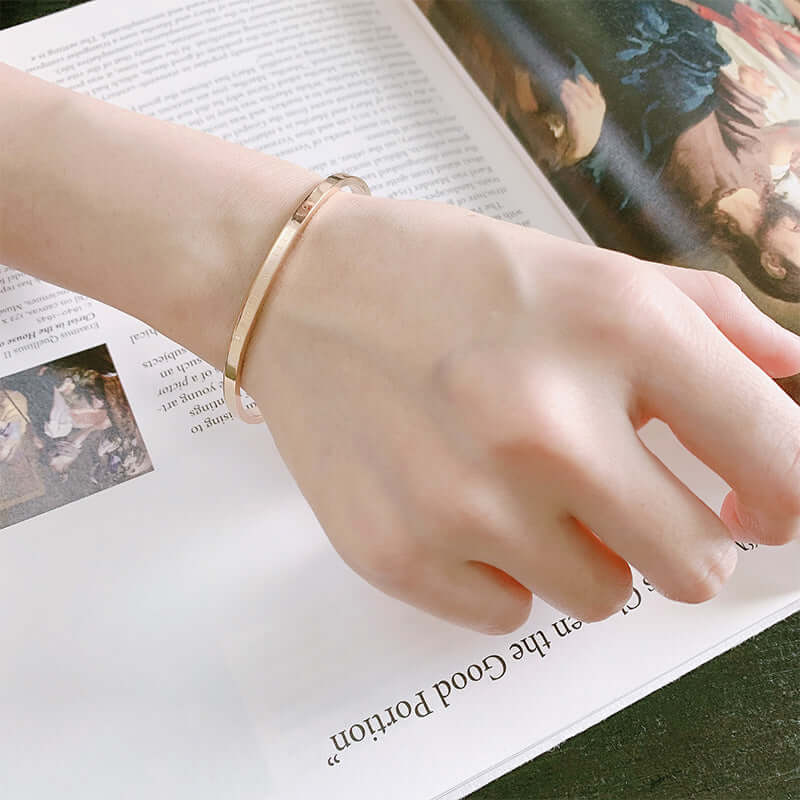 Personalized couple bracelet Rose Gold Custom Name Couple Bracelet - Hadi Craft
